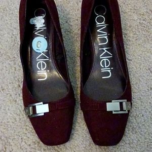 Burgandy velvet shoes